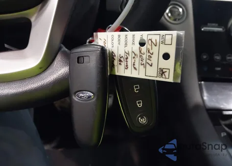 2015 Ford Taurus Sho z USA, uszkodzony, nr VIN 1FAHP2KT7FG188362